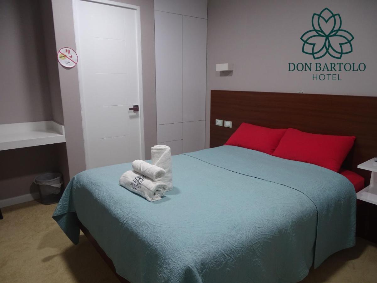 Hotel Don Bartolo Espinar المظهر الخارجي الصورة