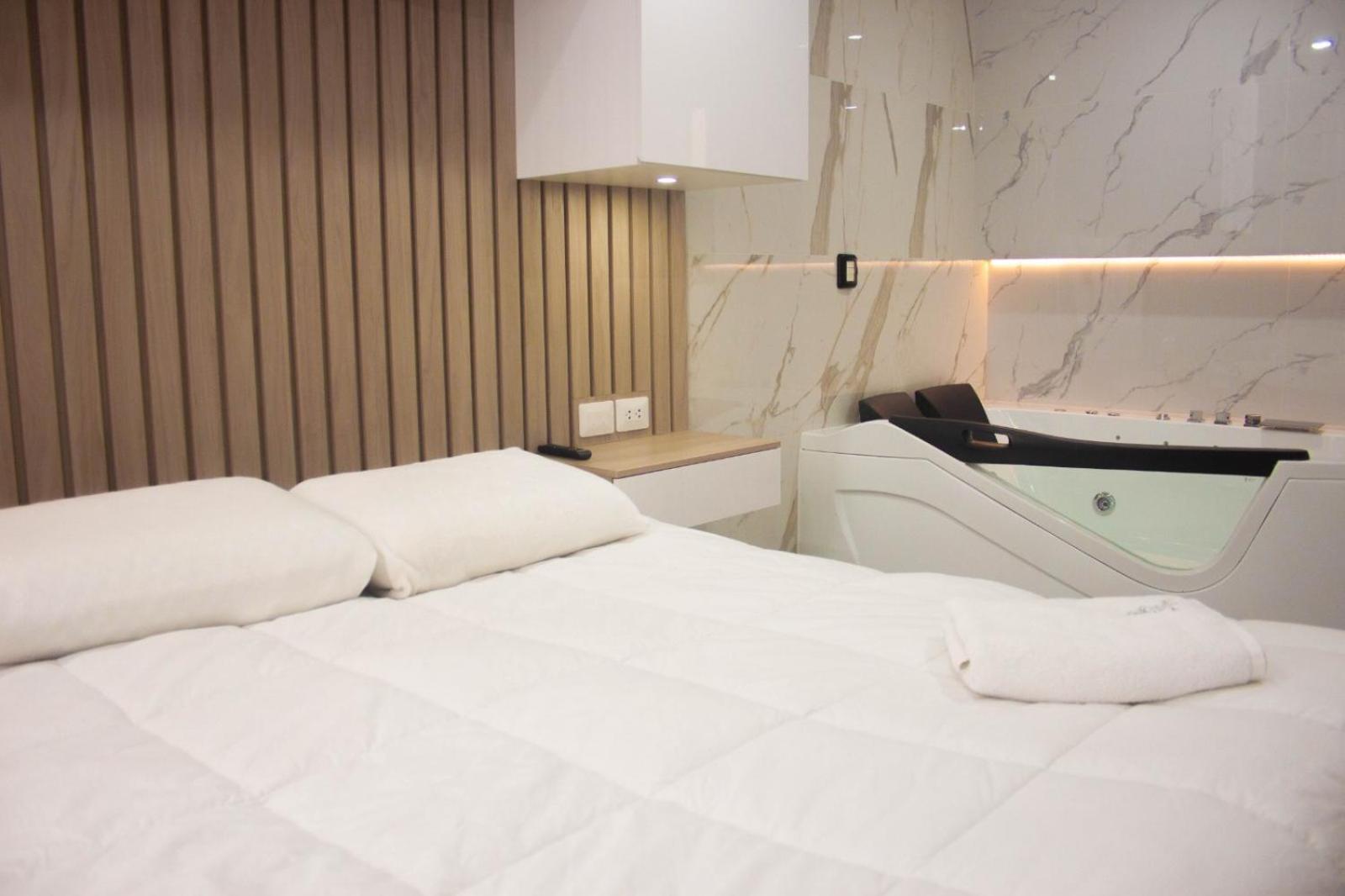 Hotel Don Bartolo Espinar المظهر الخارجي الصورة