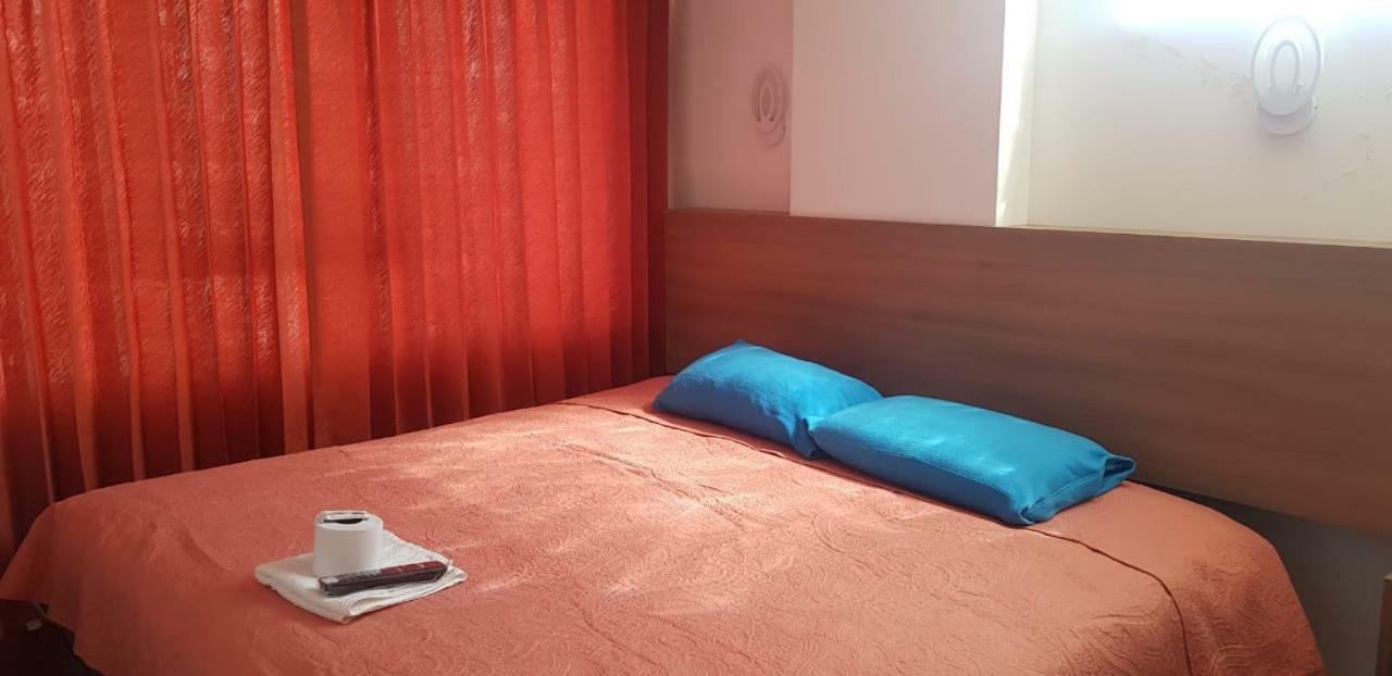 Hotel Don Bartolo Espinar المظهر الخارجي الصورة